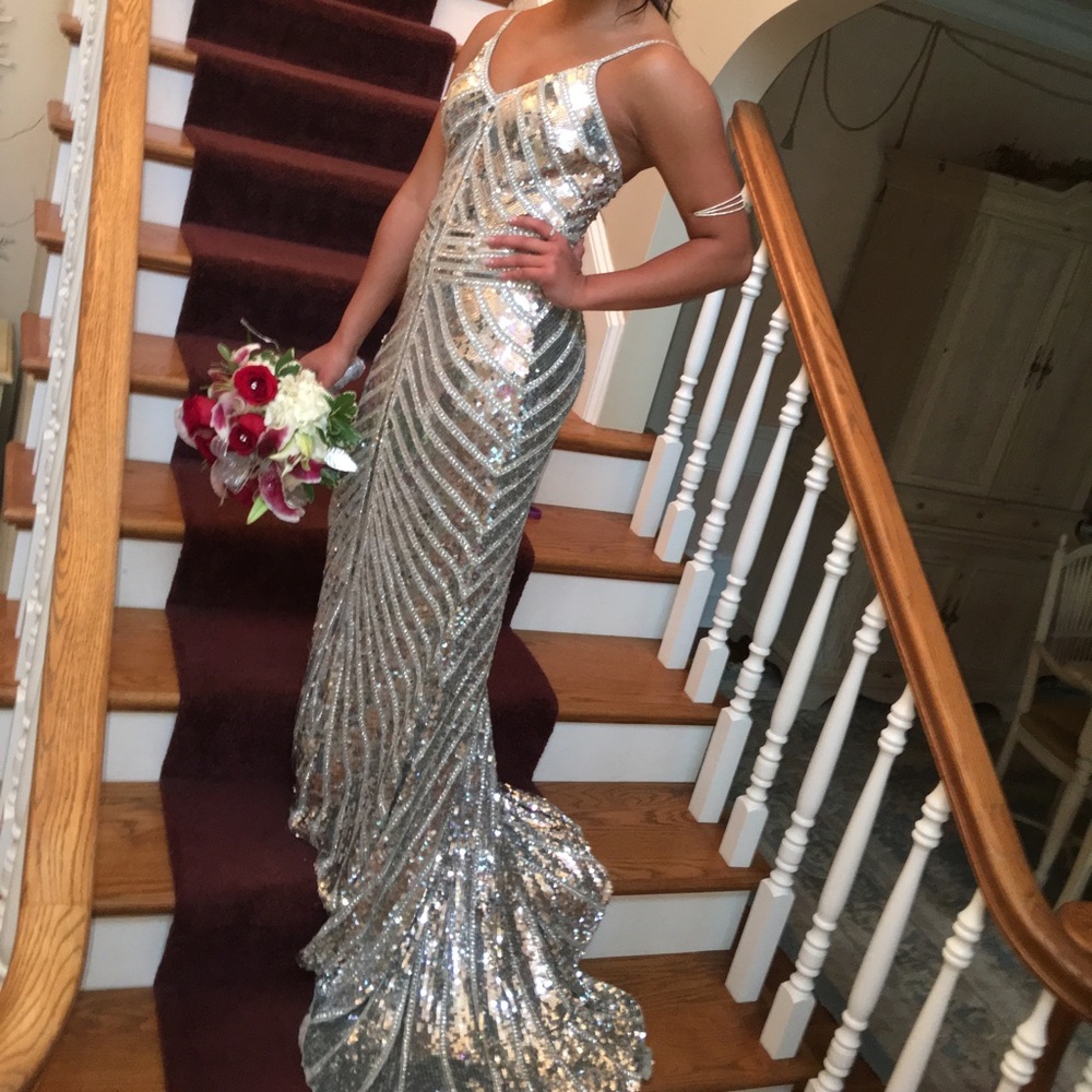 Sherri Hill Size 2